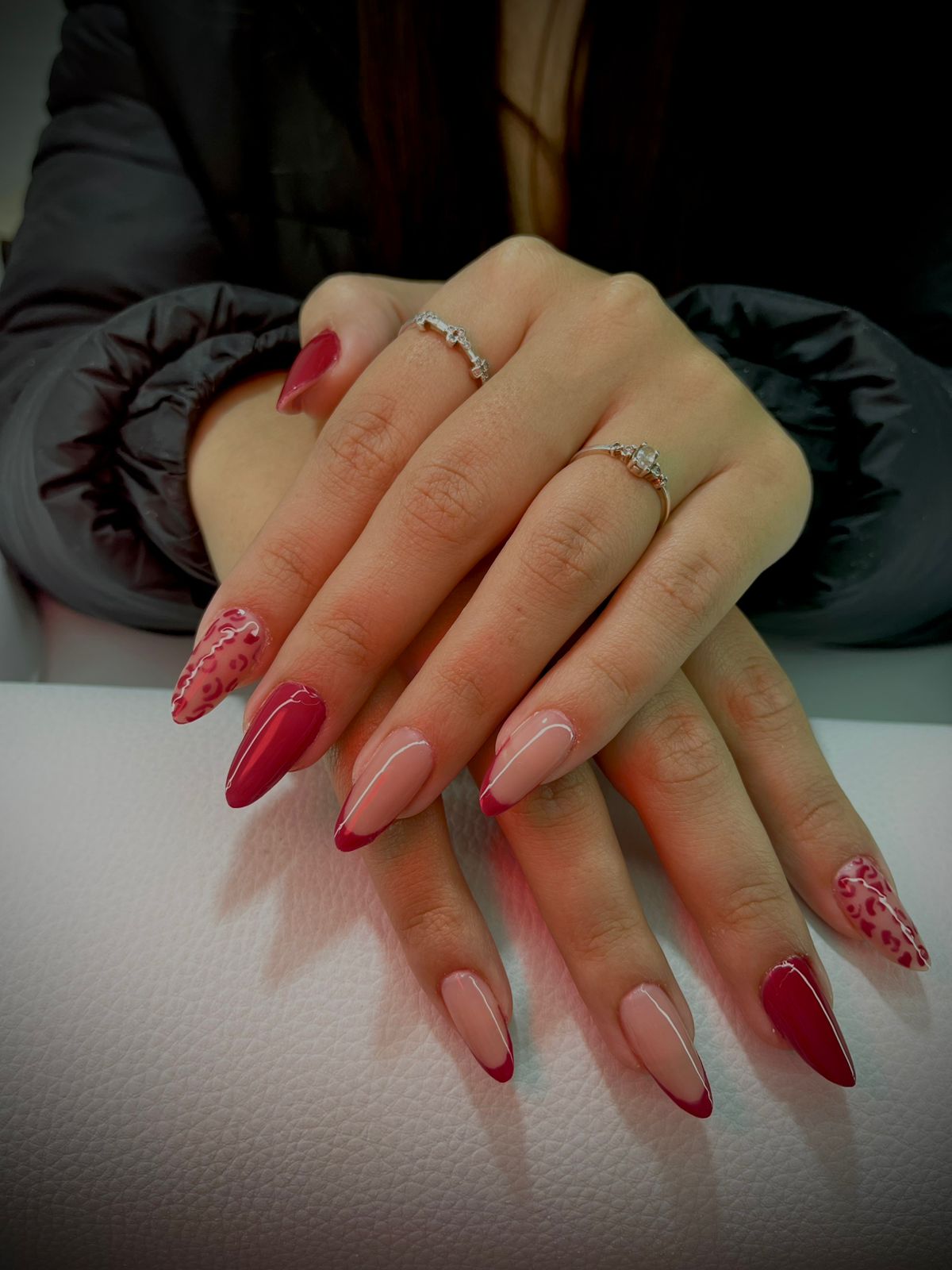 Imagem de unhas com finalização polida e uniforme